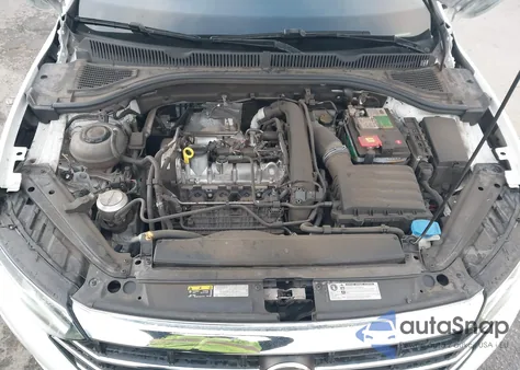 2019 Volkswagen Jetta 1.4T R-Line/1.4T S/1.4T Se from USA, damaged, VIN 3VWC57BU8KM221284